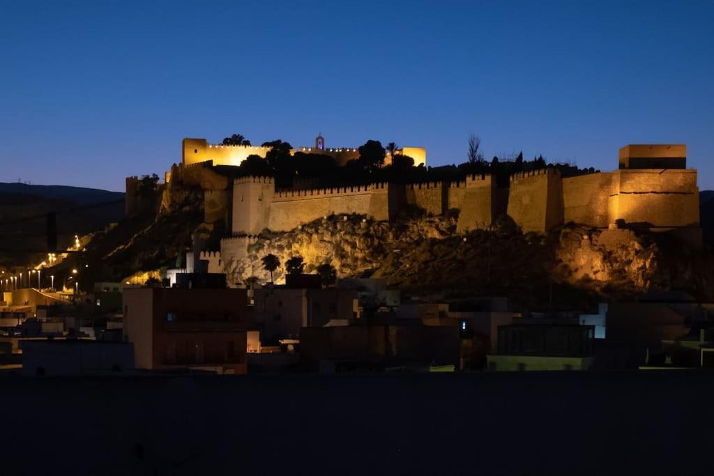 Lifehouse Cathedral * Free Parking* Superiorwifi* Almeria